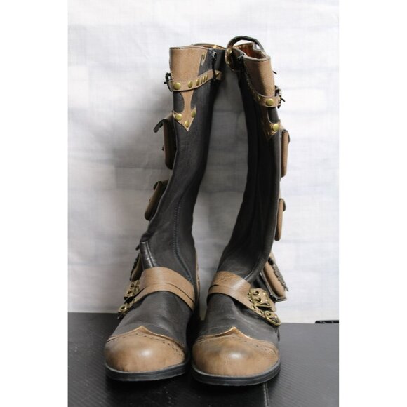 Two Tone Brown Zipper Boots with Pockets - Picture 2 of 7